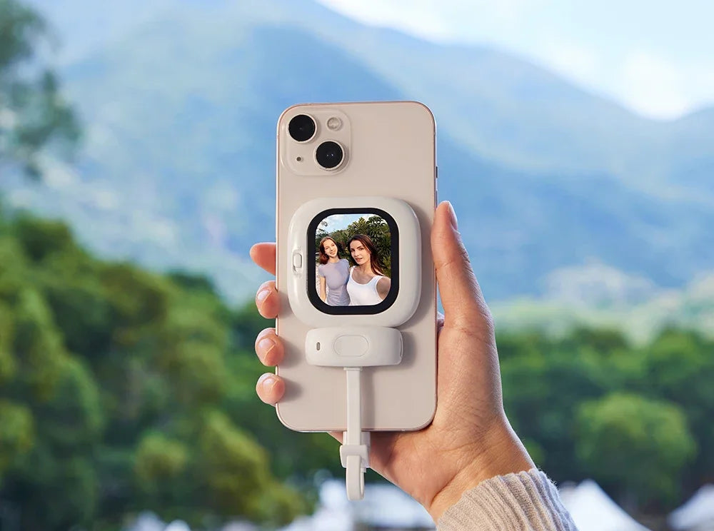SnapPro SelfieMaster: Portable iPhone Camera & Dock