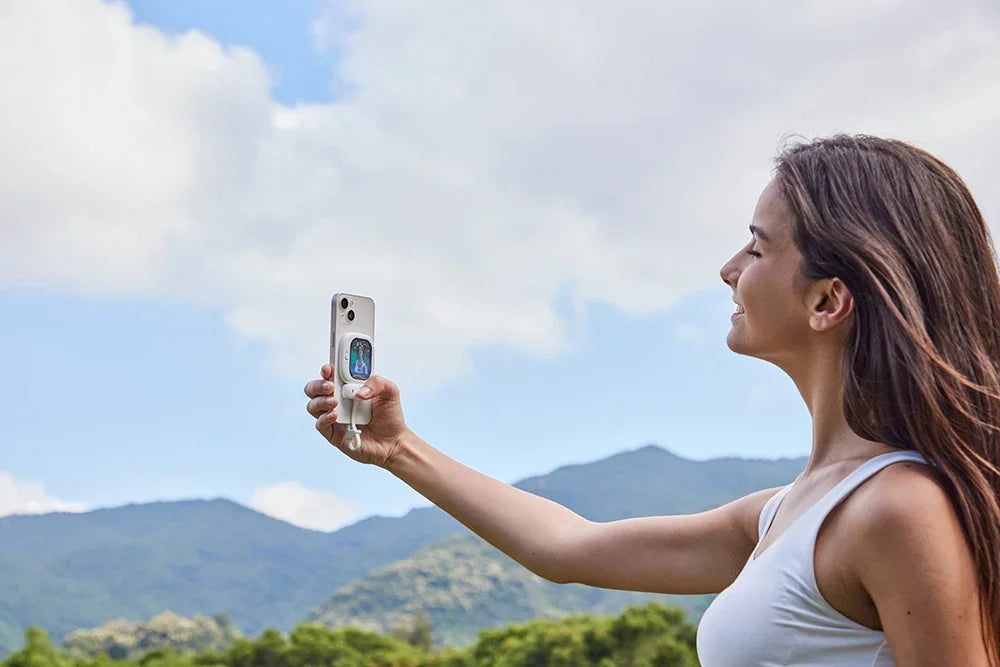 SnapPro SelfieMaster: Portable iPhone Camera & Dock