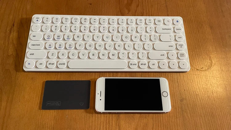 UltraSlim SmartTracker Card
